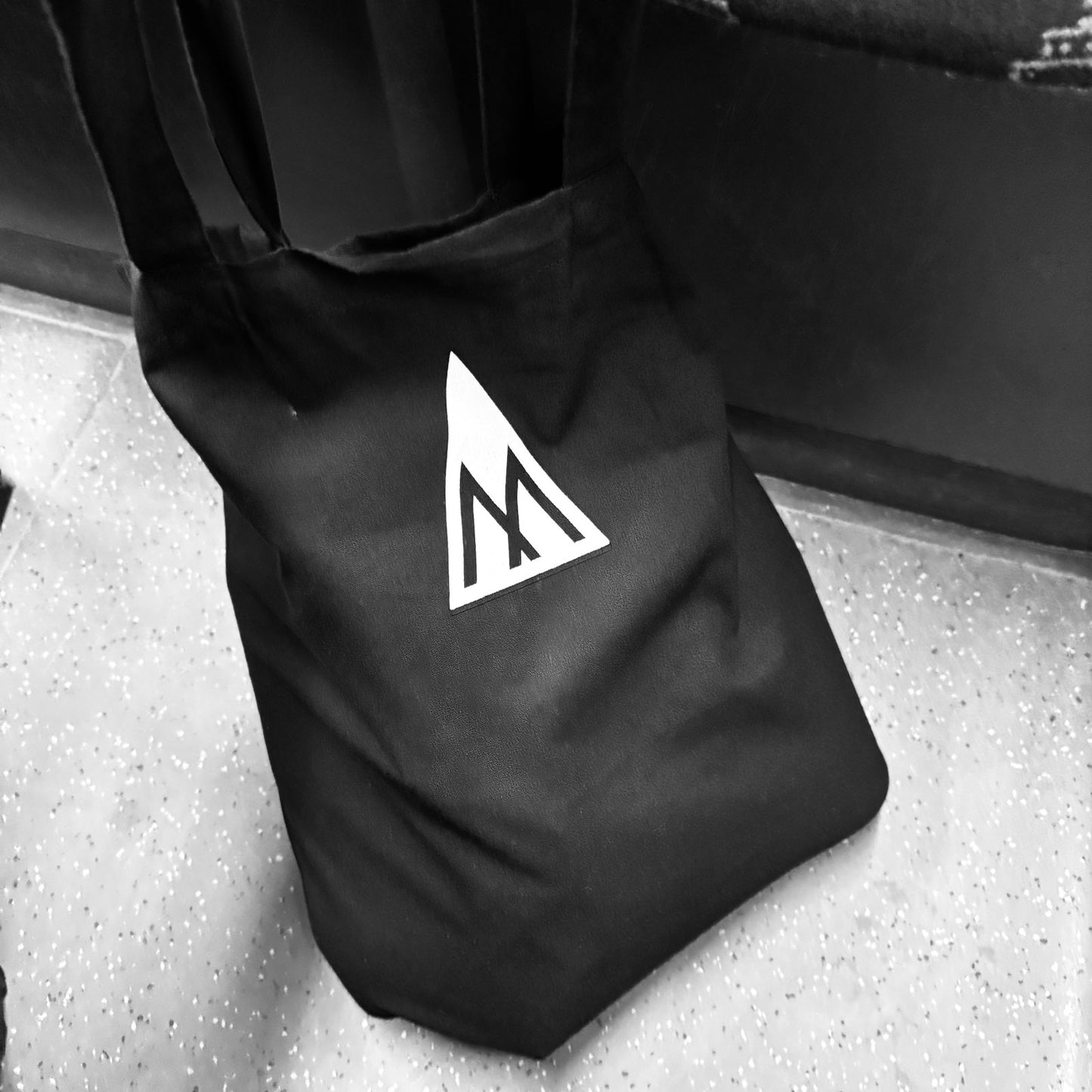 Light-weight Tote Bag